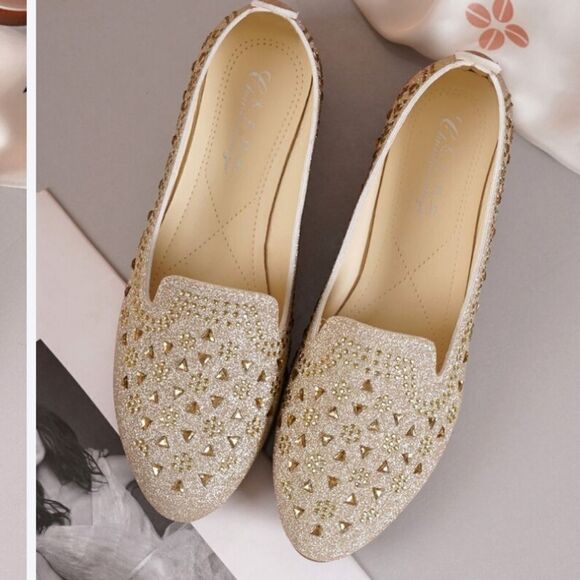 BRAND NEW FOREVER COMFORT RHINESTONE EMBROIDERED SLIP-ON WOMEN"S BALLET FLAT - Picture 15 of 16